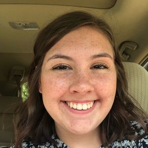 Meet your Posher, Marissa